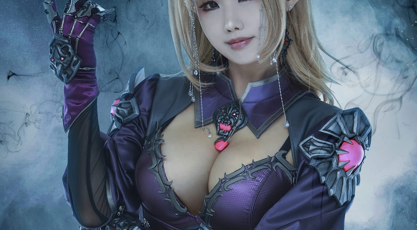 Znana cosplayerka na nowym cosplayu z gry MMO...