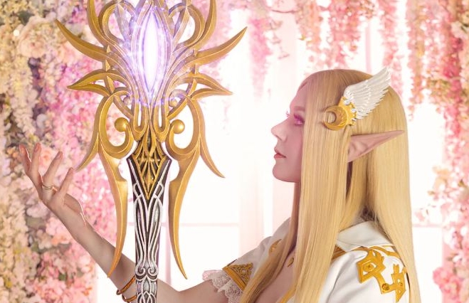 Elficki cosplay z Lineage 2