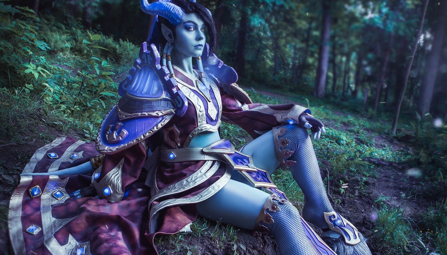 Świetny cosplay Draenei z World of Warcraft